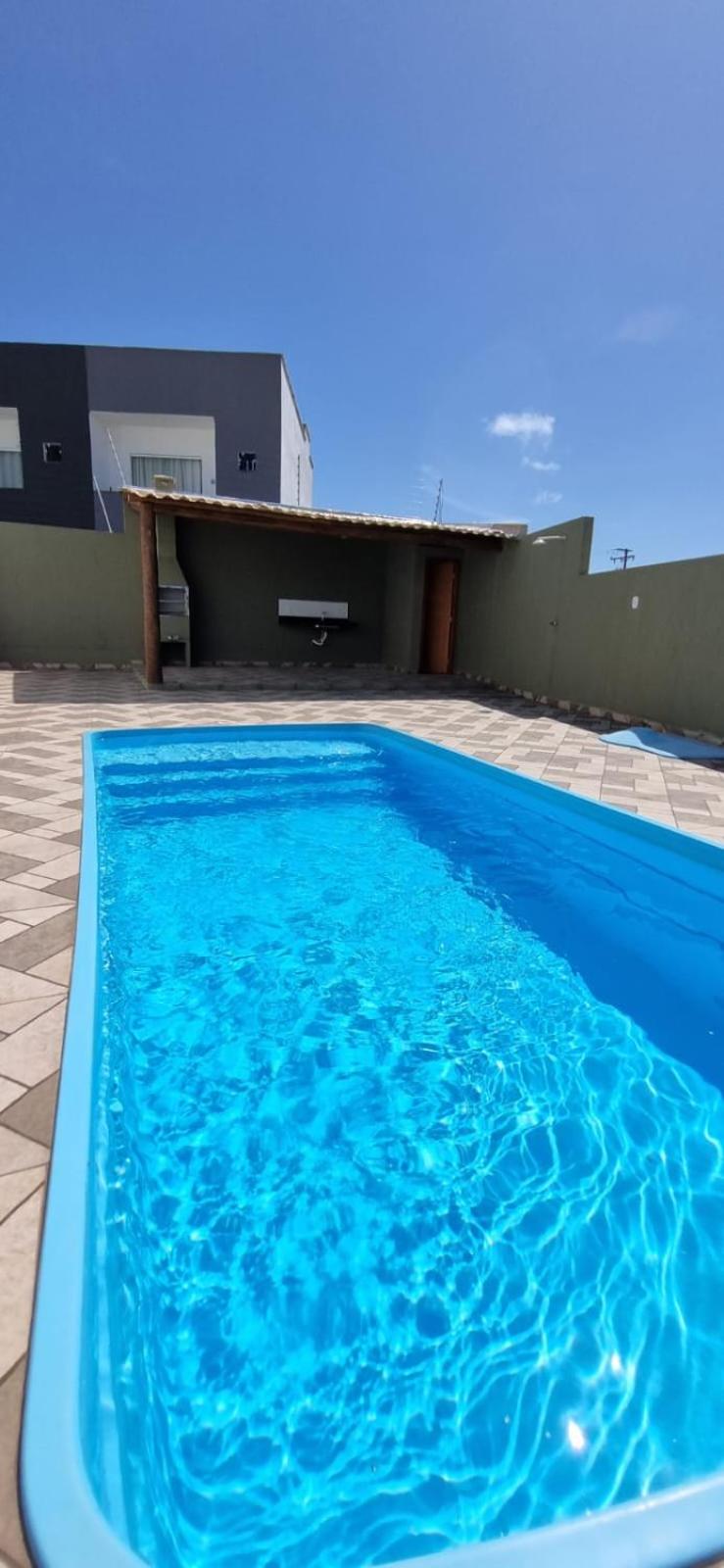 Apto térreo 2Q condomínio c/ piscina, churrasqueira e garagem - a apenas 1km da Axé Moi
