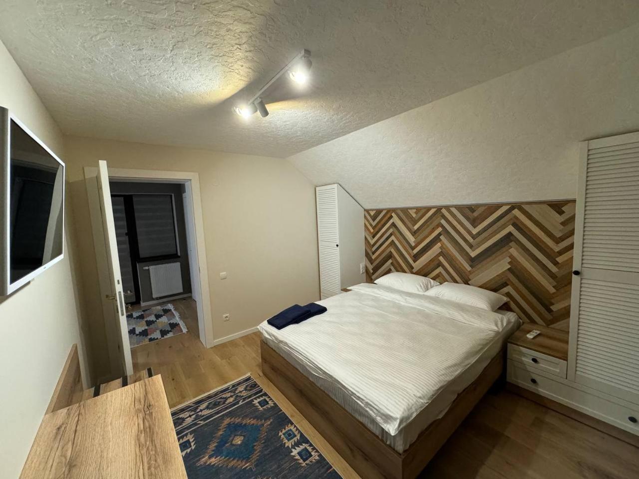 Apartments Mandry
