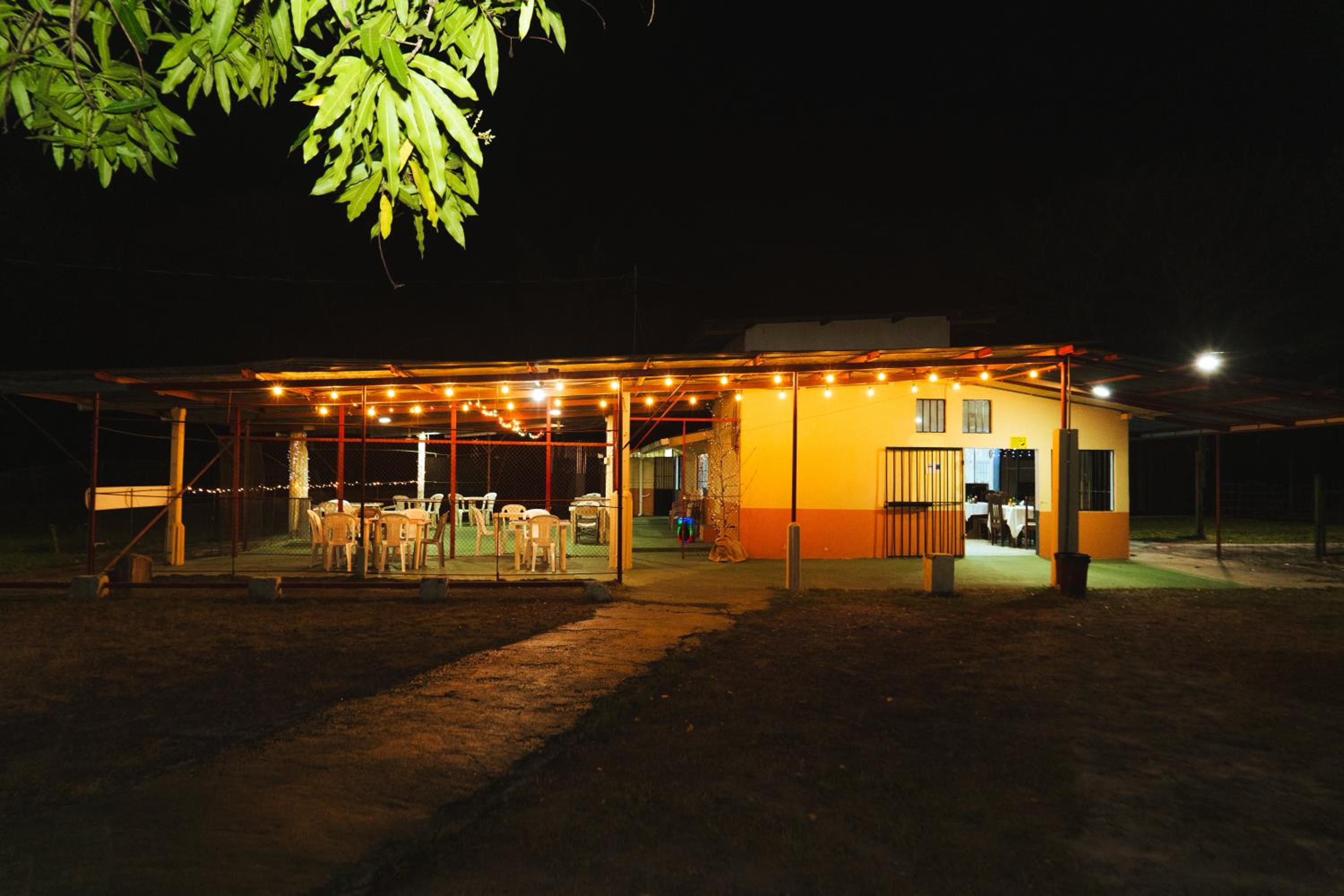Hotel El Cocobolo Food&Rest Room 2 B&B WiFi AC Pkg Free Swimmingpool