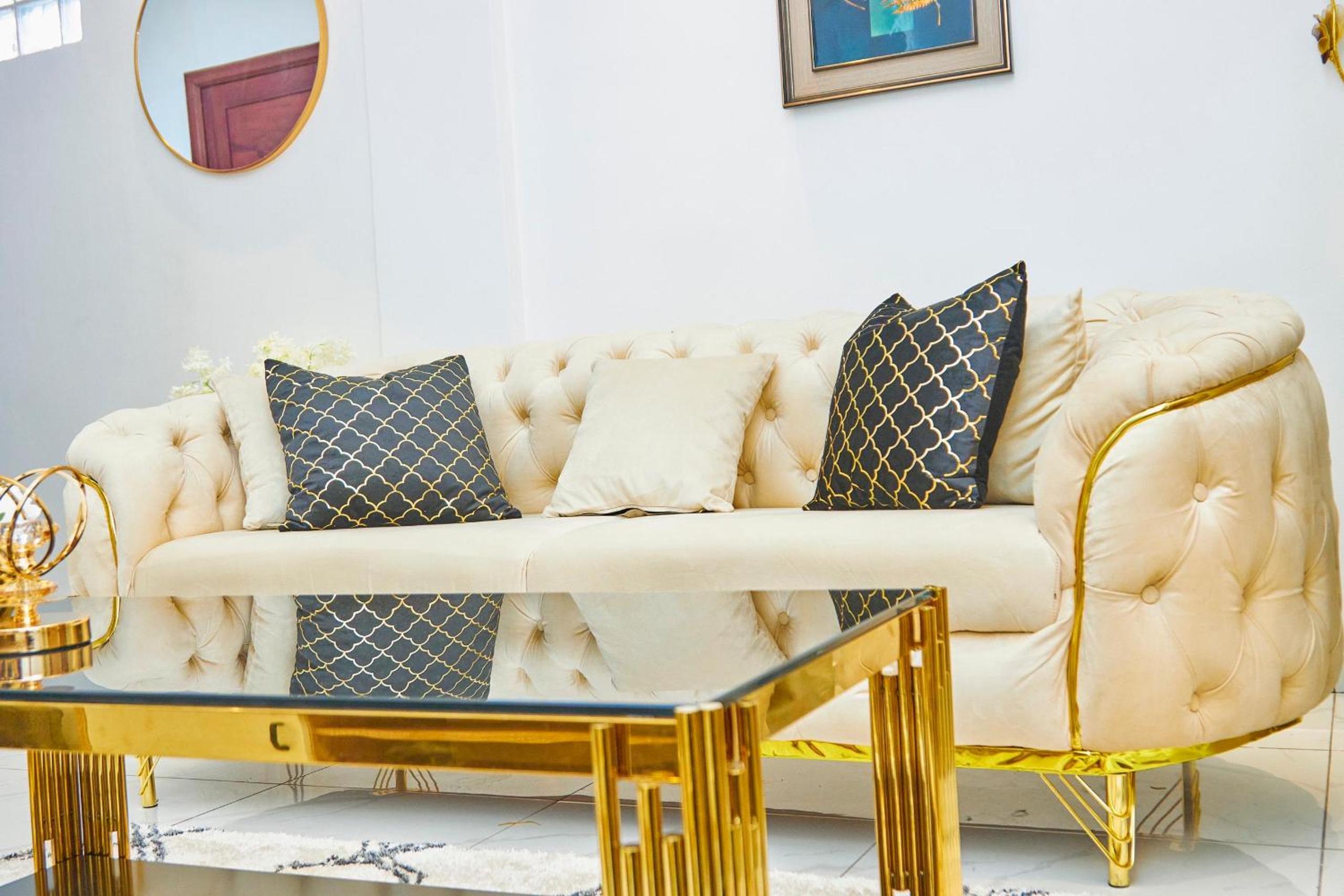 Magnifique Appartement Meublé 1 Chambre, Cuisine, Salon, 2 Toilets - Douala Logpom