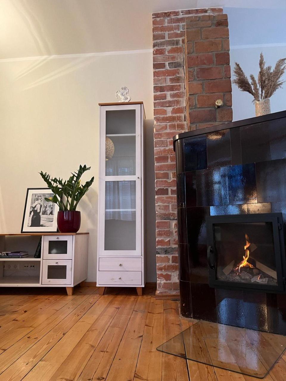 Cozy flat with fireplace