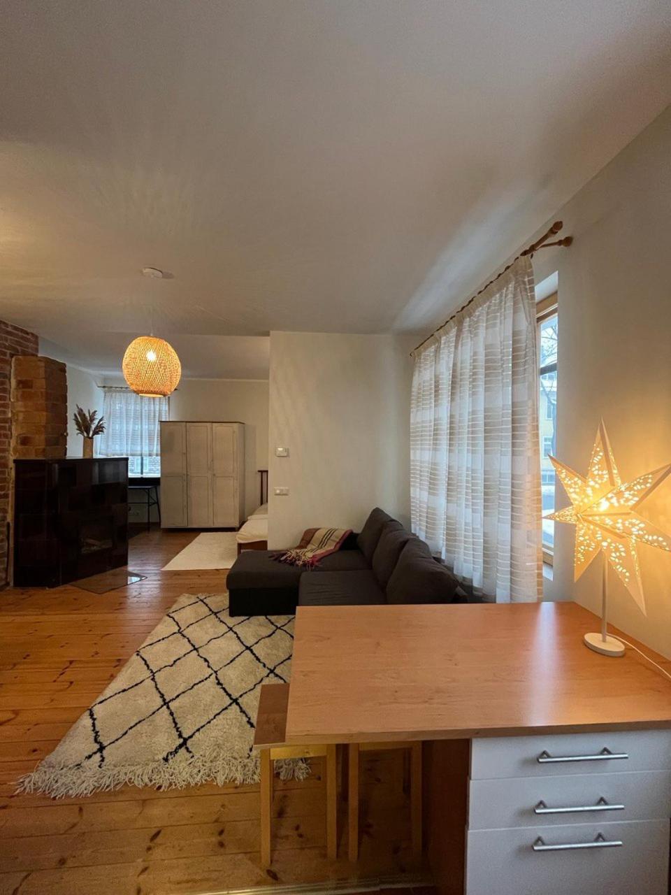 Cozy flat with fireplace