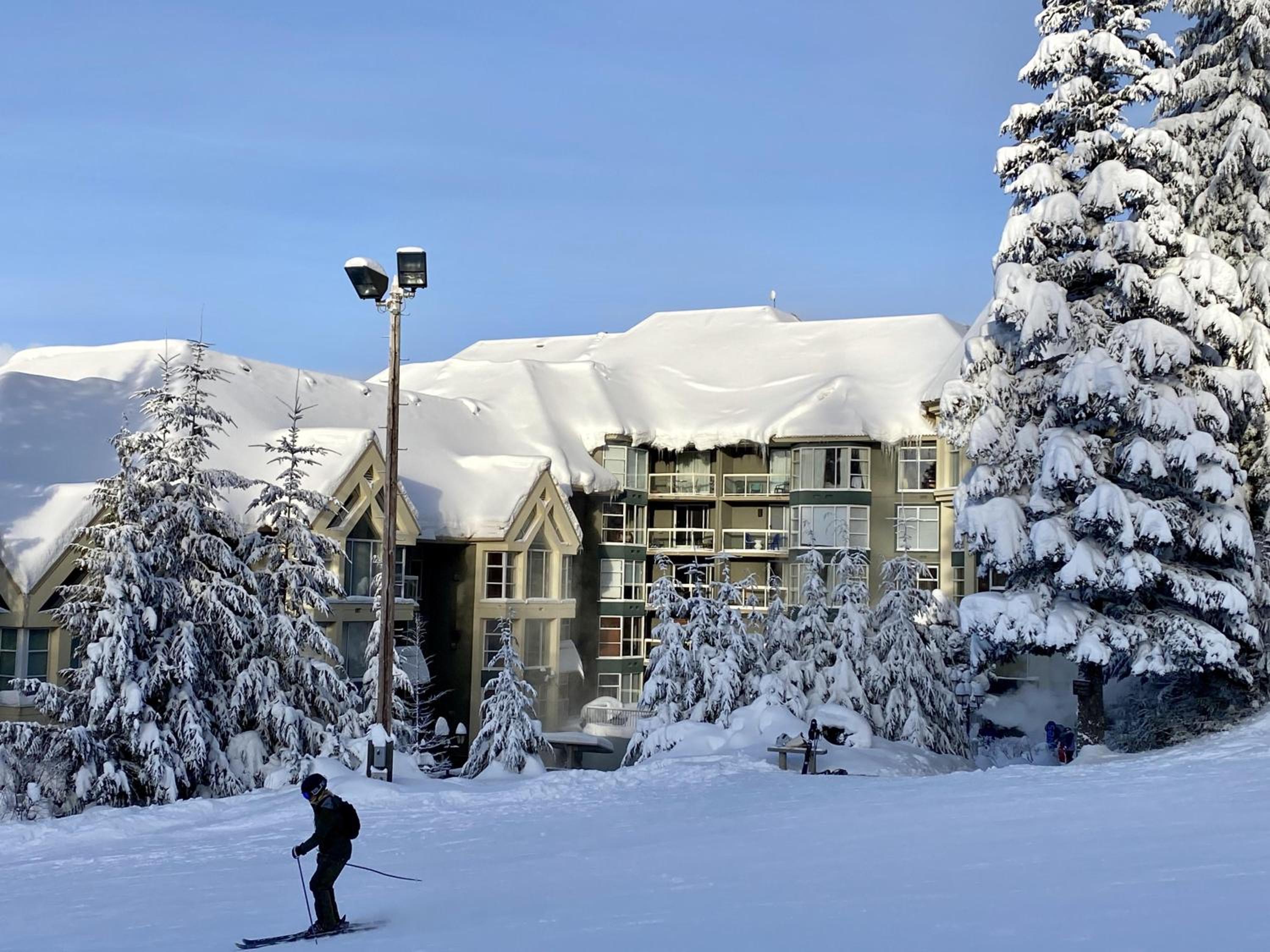 Woodrun Lodge 214 | Ski-in-Ski-Out Condo, Heated Pool, Hot Tub, Gym