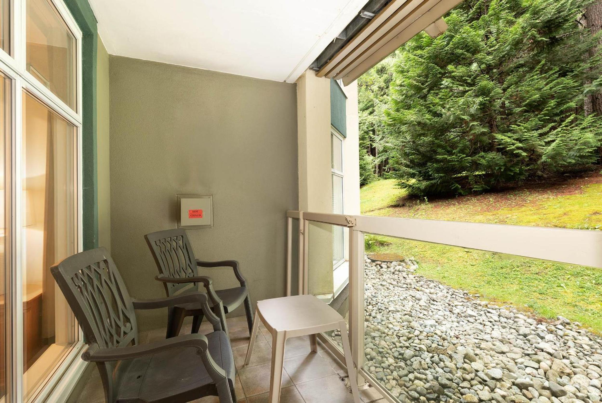 Woodrun Lodge 214 | Ski-in-Ski-Out Condo, Heated Pool, Hot Tub, Gym