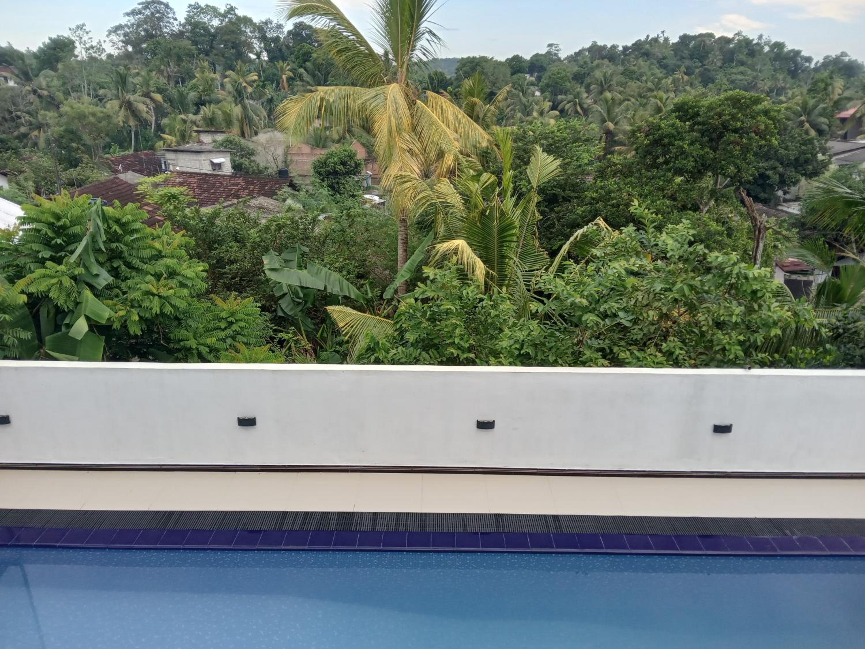 VILLA AAA WELIGAMA view 4