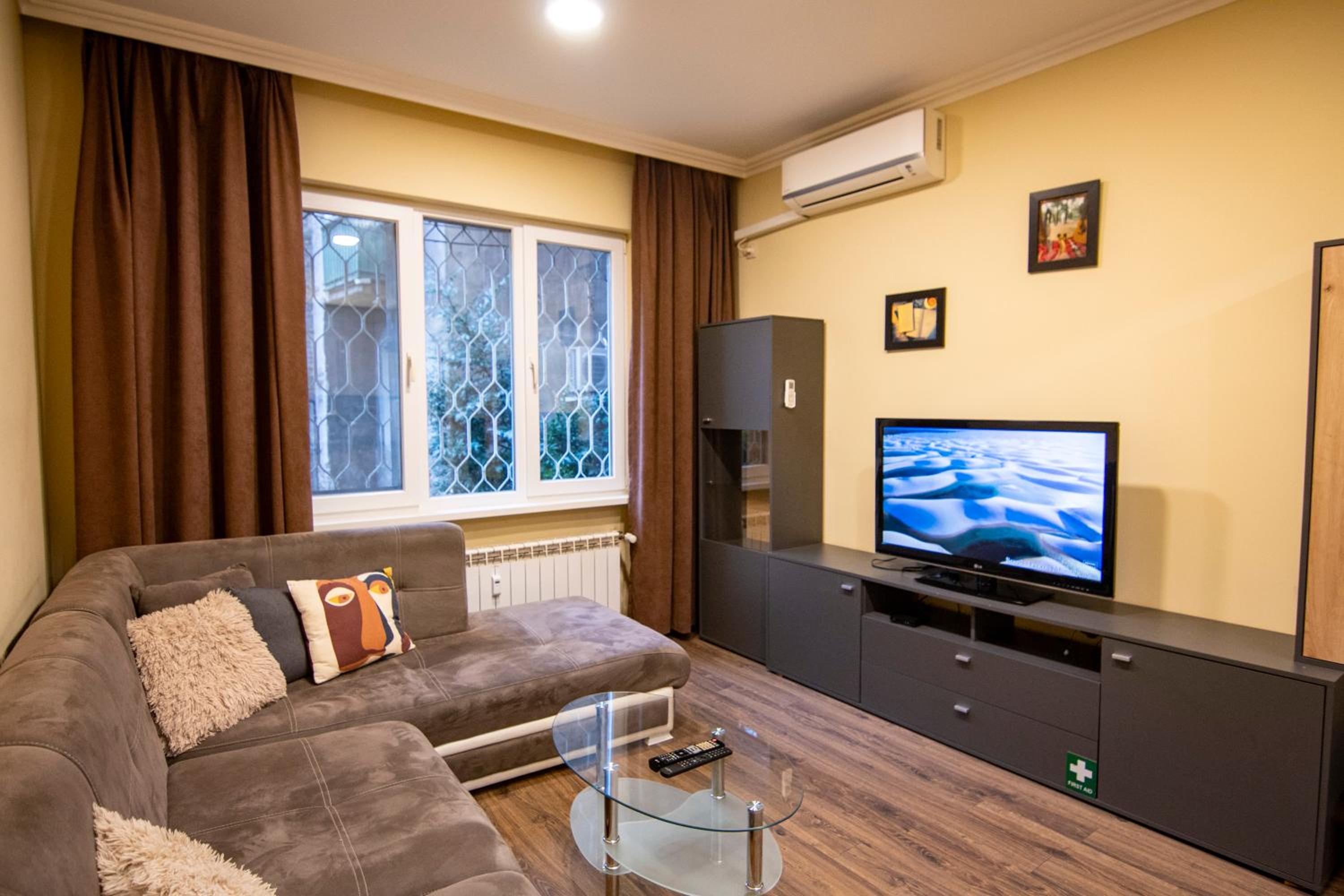 Cattleya Apartment in Sofia Center