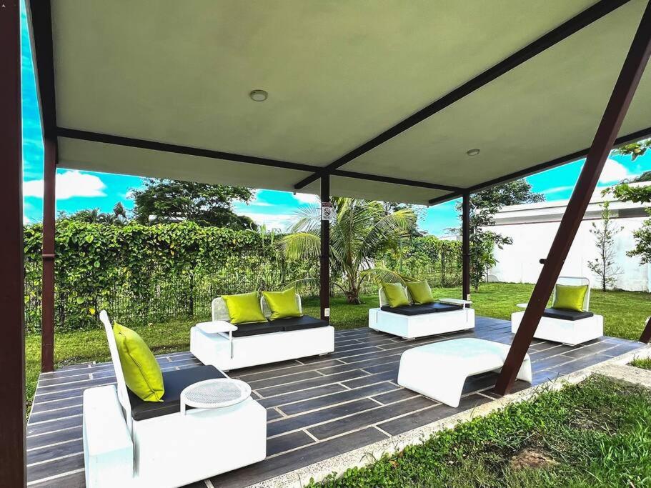 Modern & convenient condo in Jaco downtown