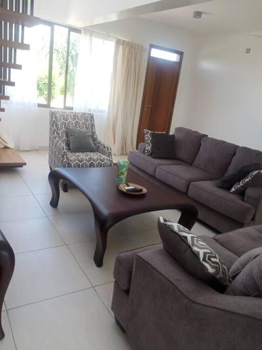 Entire residential swahili home-Vipingo