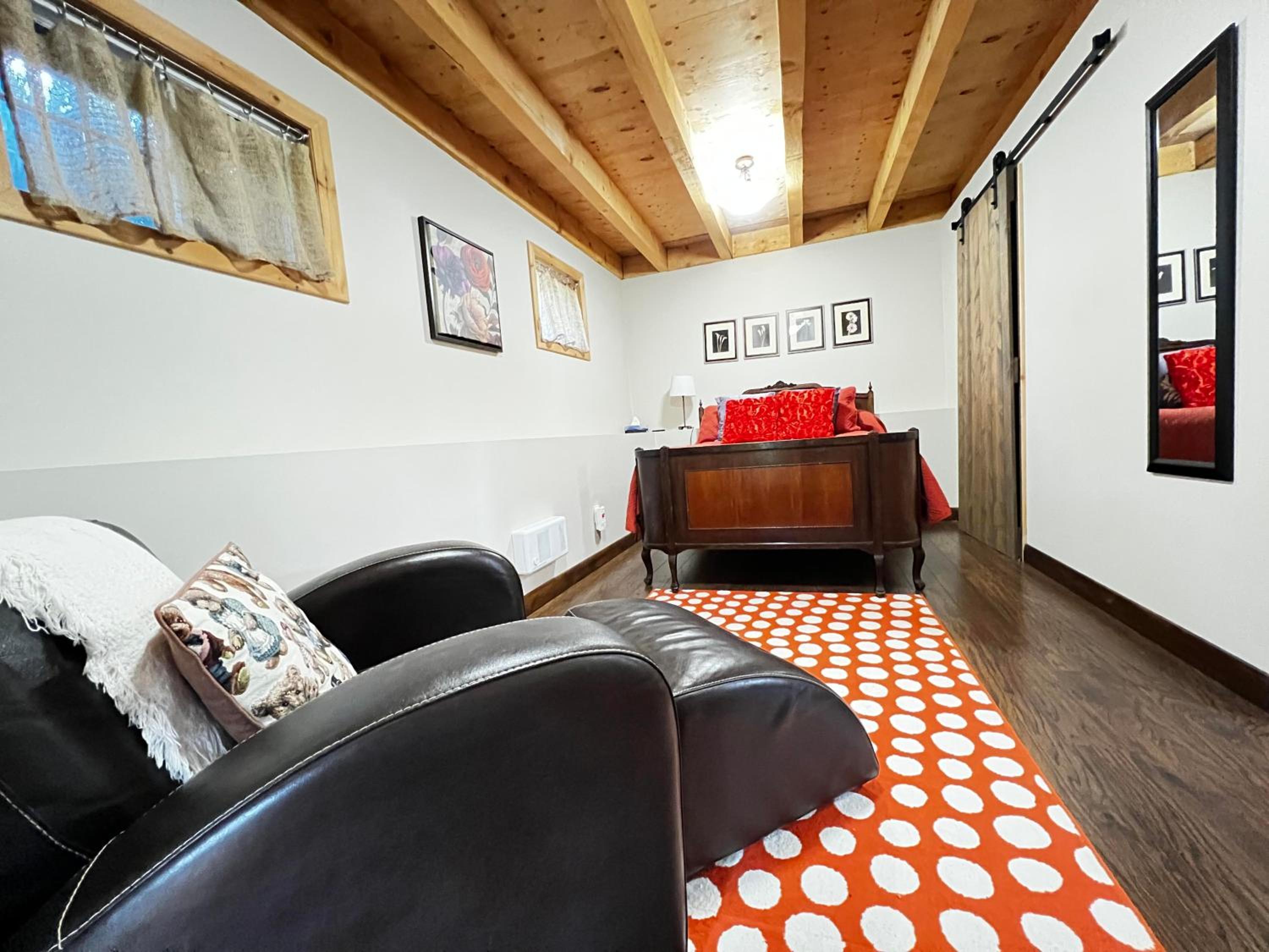 Guelph Vacations - The Farm Shed Guelph Elora - Property Image 18
