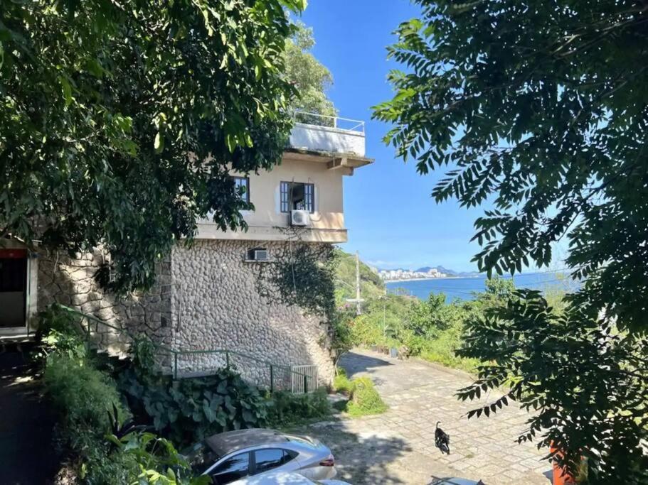 Ocean View House of Zeppelin