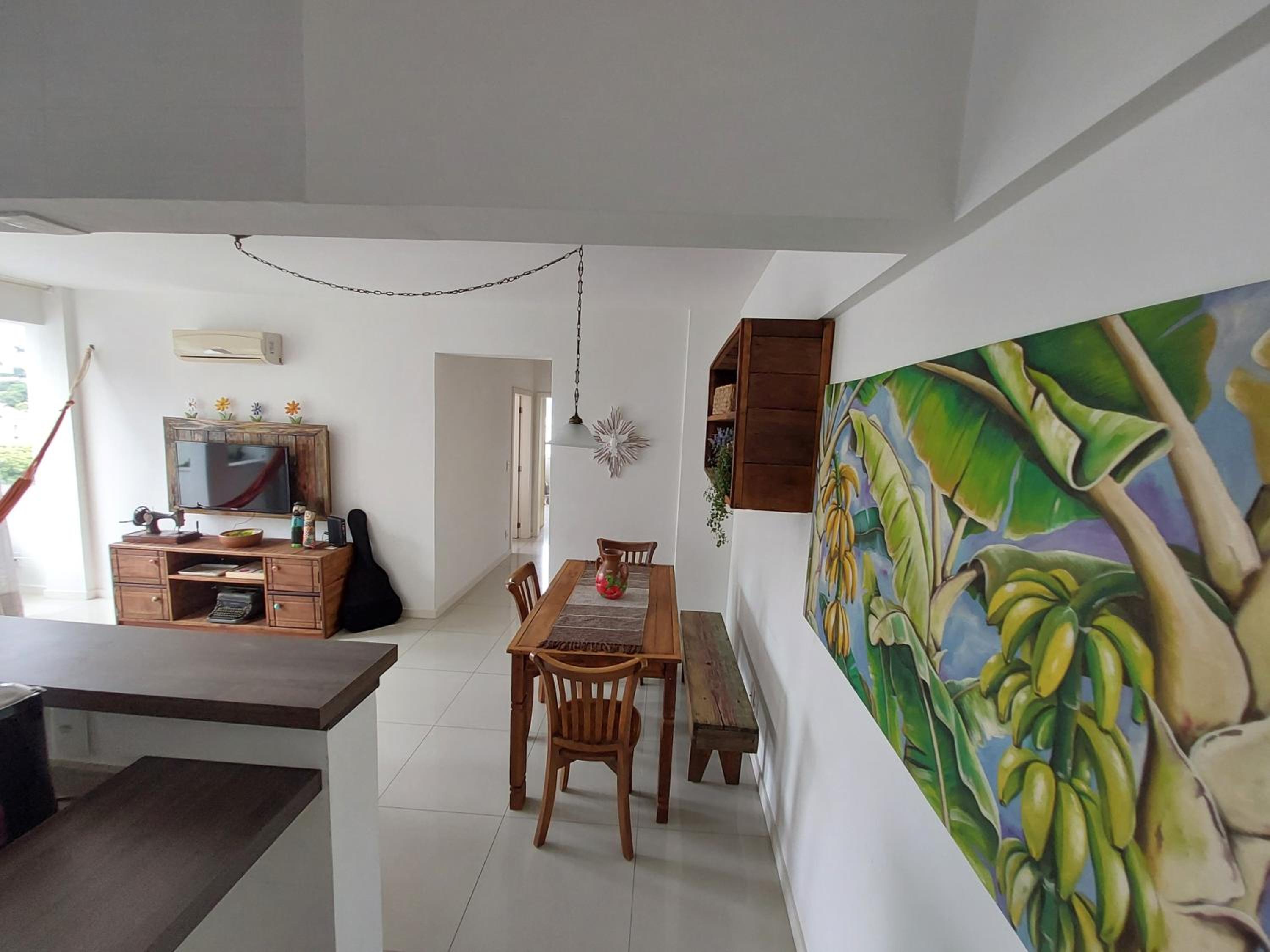 Melhor custo benefício no centro 4 pessoas, 2Q, ar, garagem, cozinha completa