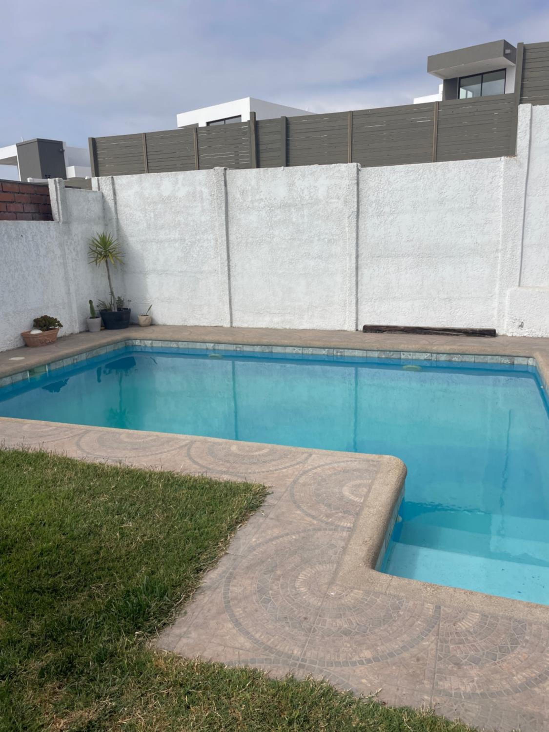 Acogedora casa Rosario de Peñuelas
