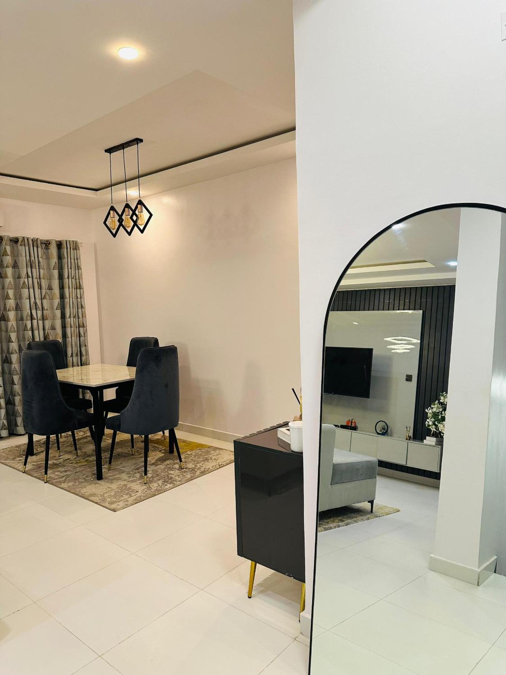 Shaunz apartments