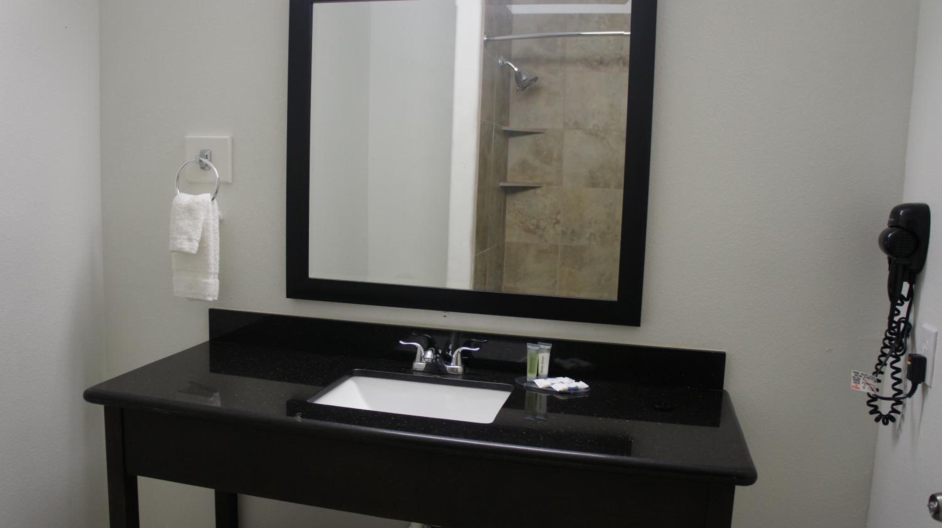 Lux Inn and Suites