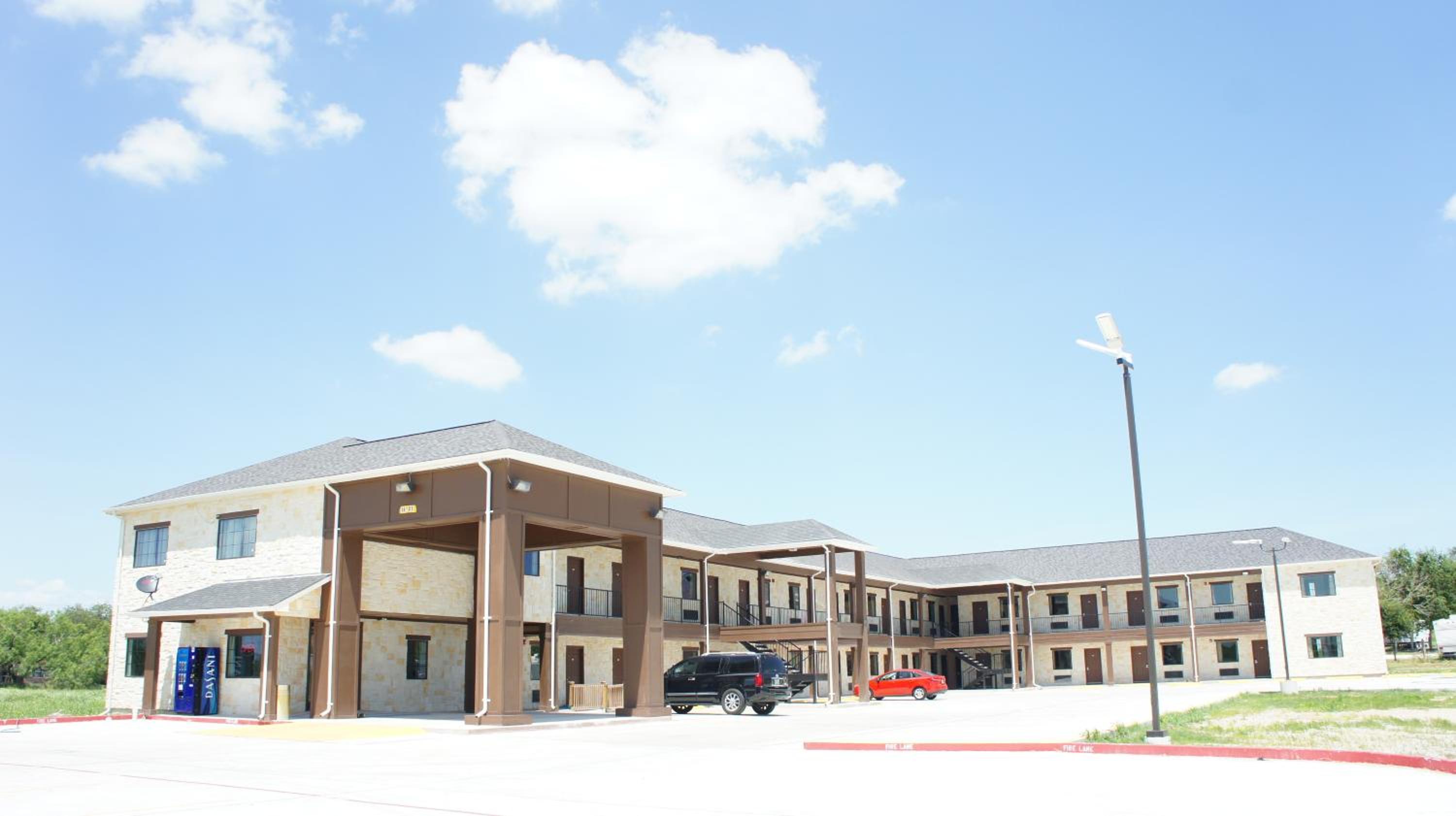 Lux Inn and Suites