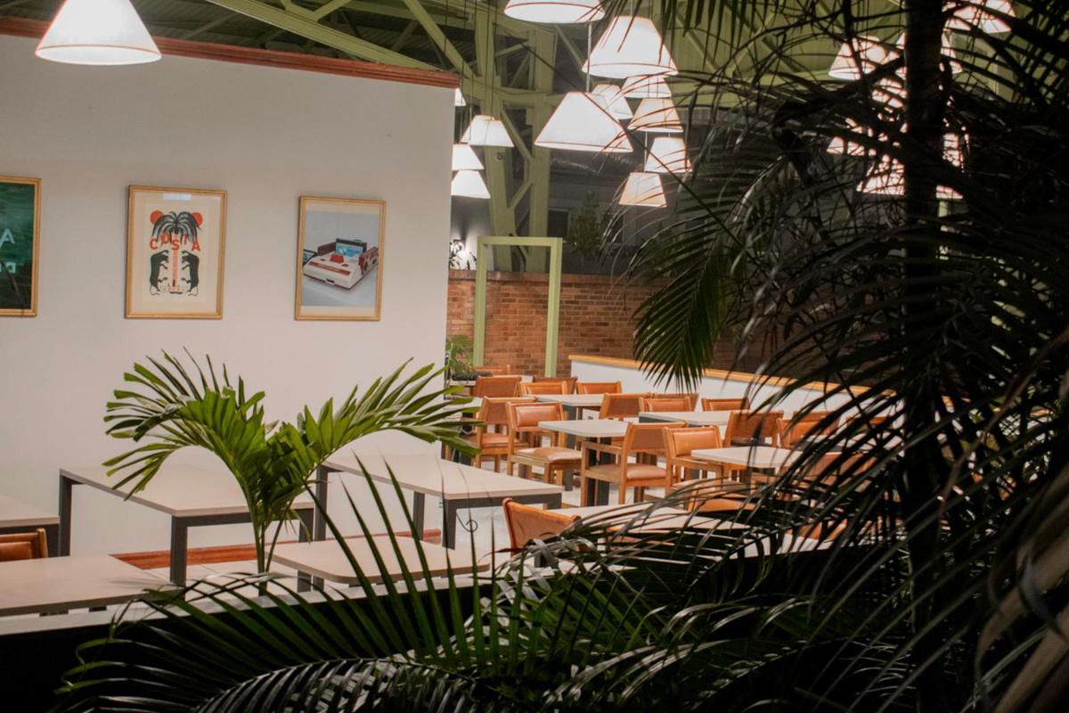 restaurant