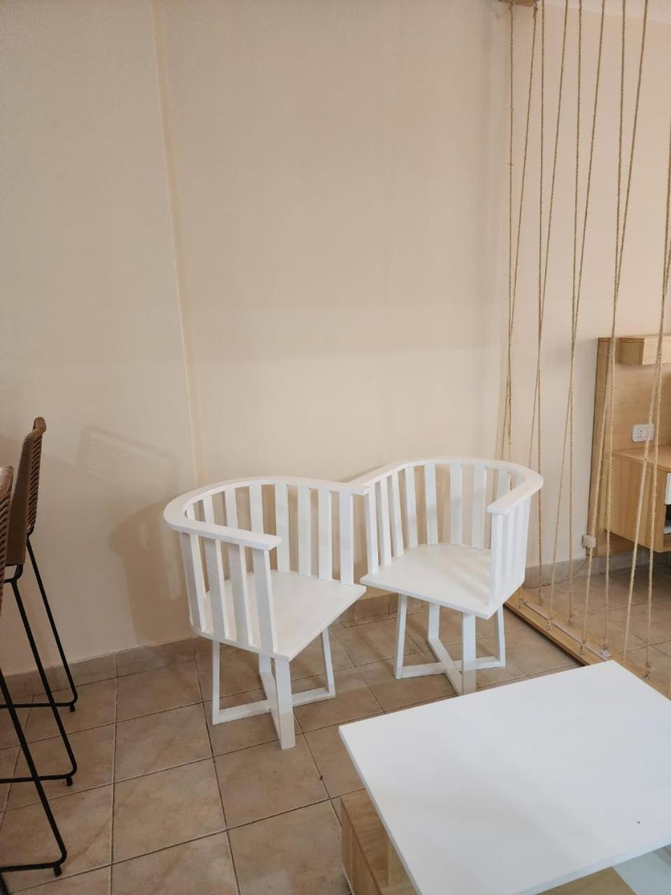 Zona histórica y cerca de UADE para dos personas