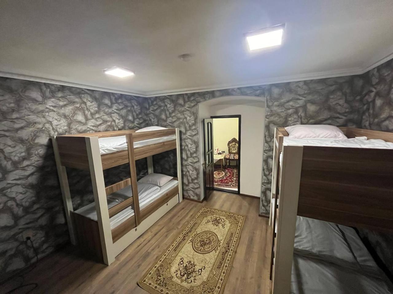 KING Hostel Center