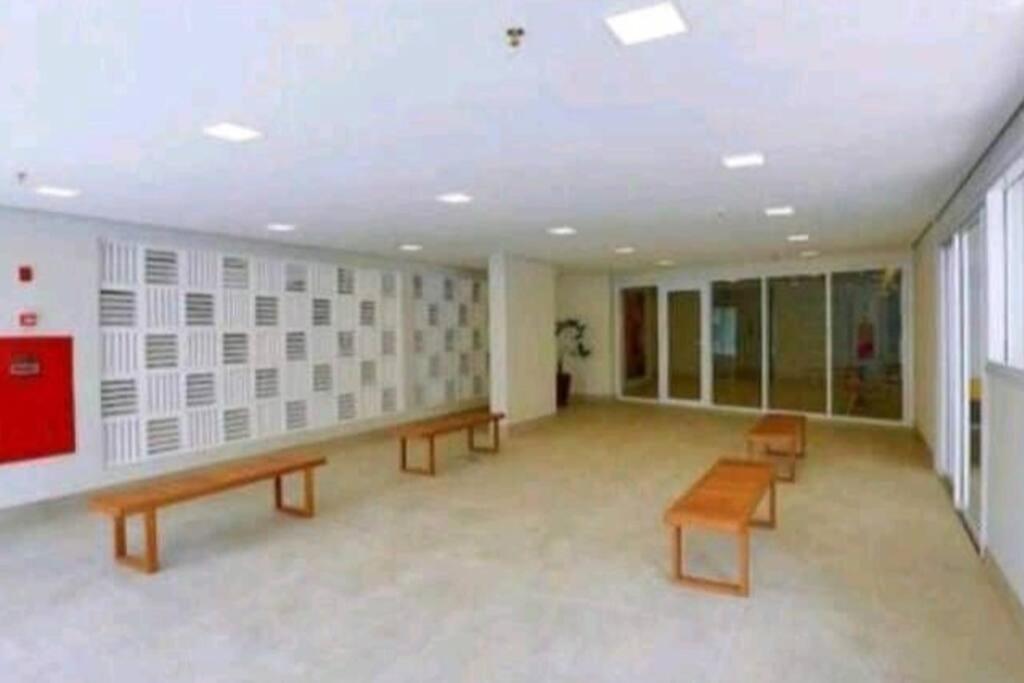 Studio Flex com garagem e piscina no centro de Sp