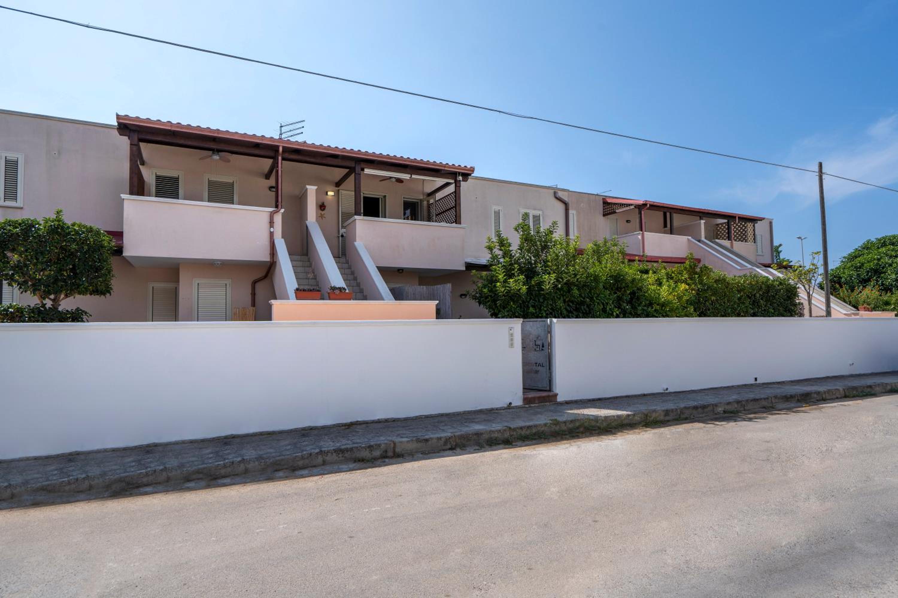Casa Luna 100 mt dalla spiaggia view 2