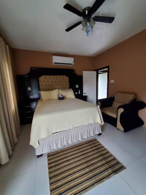 Home Away From Home - Photo 4