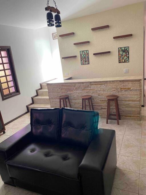 Chácara em Sarapui com 5 quartos sendo 3 suítes