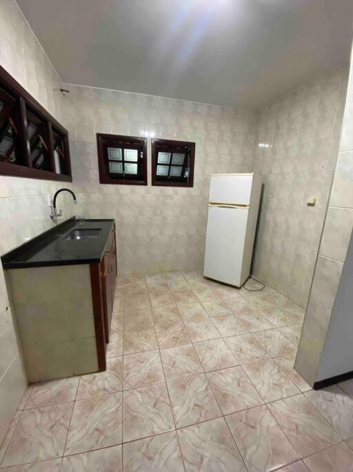 Chácara em Sarapui com 5 quartos sendo 3 suítes