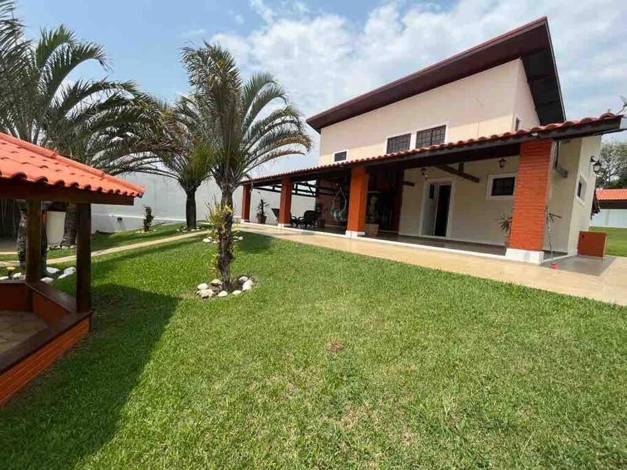 Chácara em Sarapui com 5 quartos sendo 3 suítes