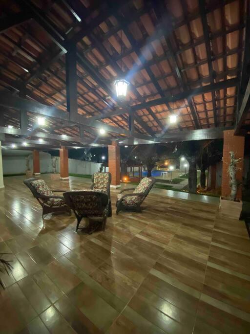 Chácara em Sarapui com 5 quartos sendo 3 suítes