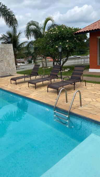 Chácara em Sarapui com 5 quartos sendo 3 suítes