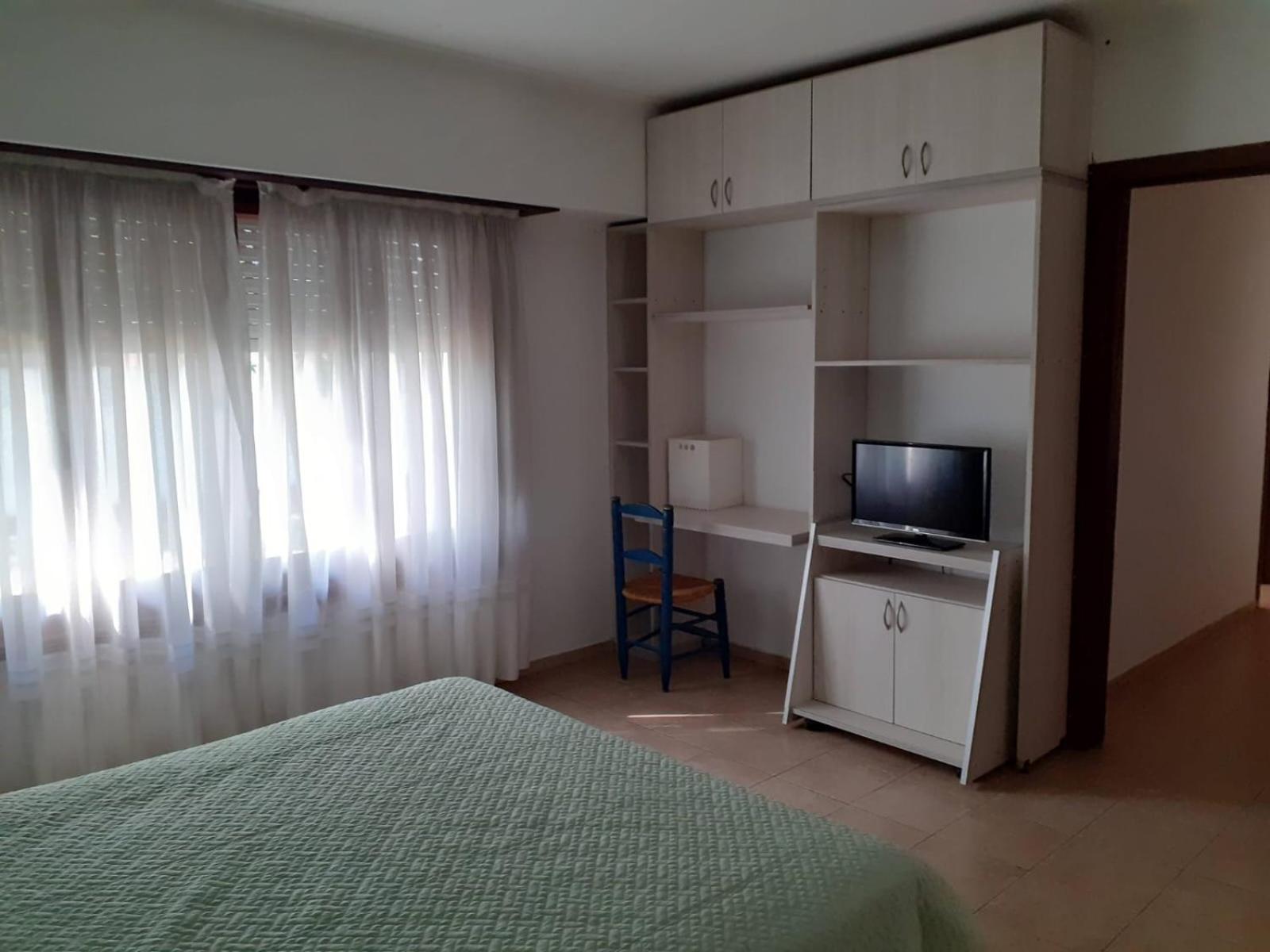 Casa Grande en Necochea, Proxima a la Playa