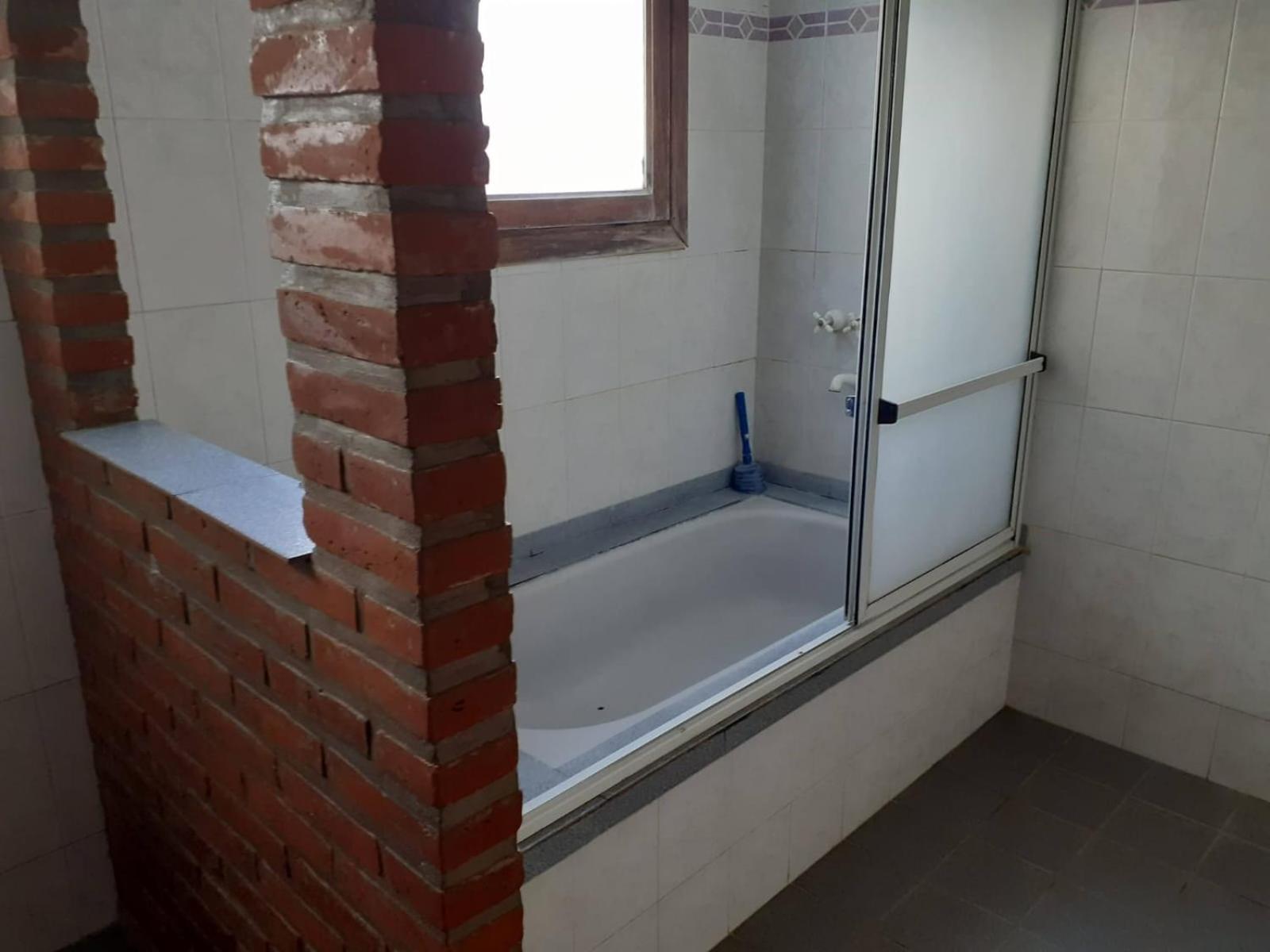 Casa Grande en Necochea, Proxima a la Playa