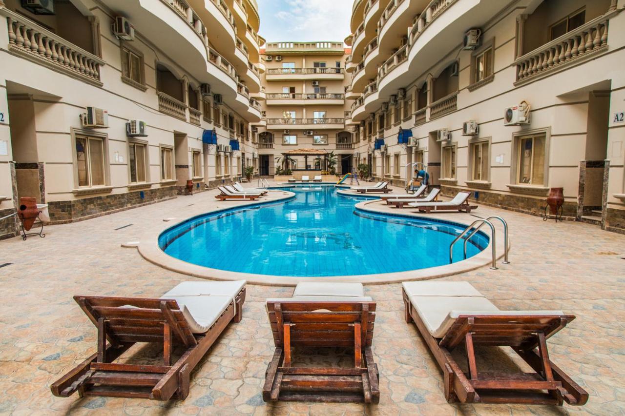 Furnished one bedroom part sea view with share swimming pool
