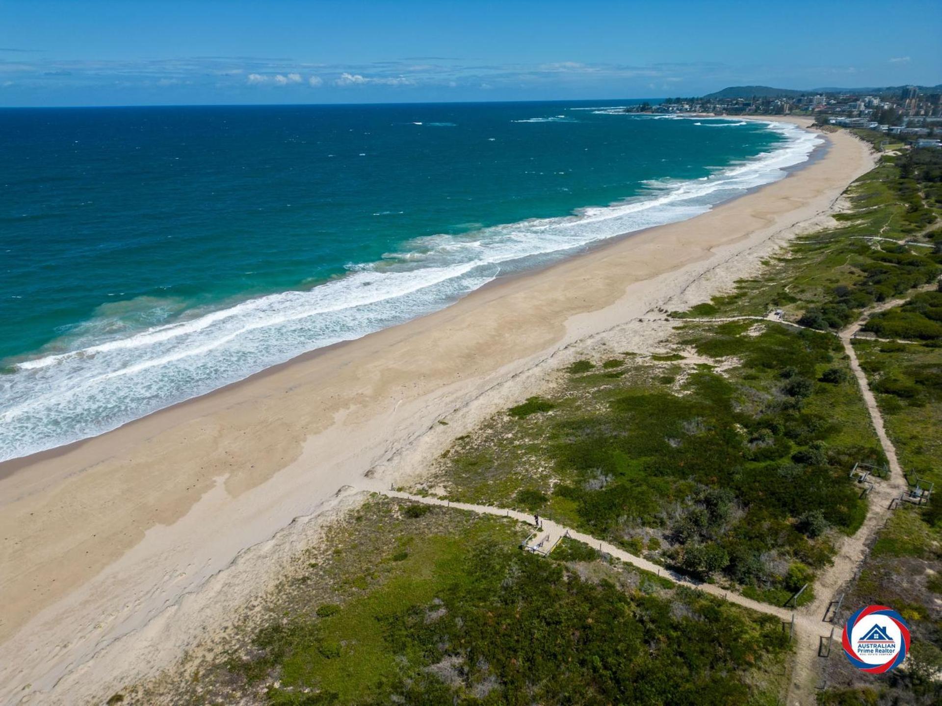 Beach Breeze Escape - The Entrance North