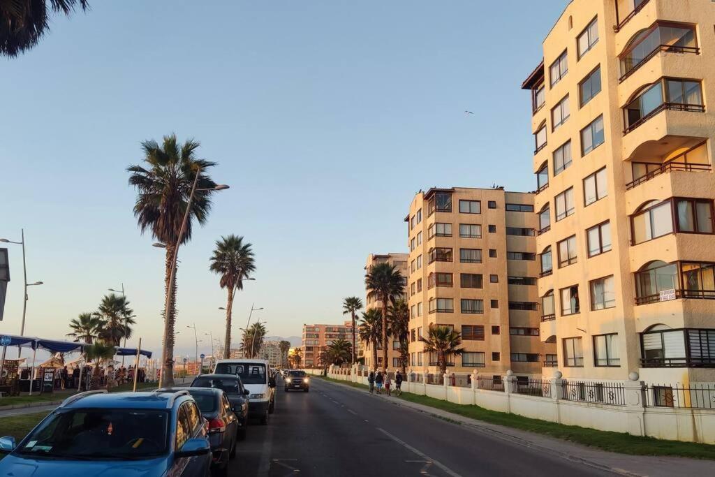 Departamento de 3 dormitorios a pasos Av. del Mar.