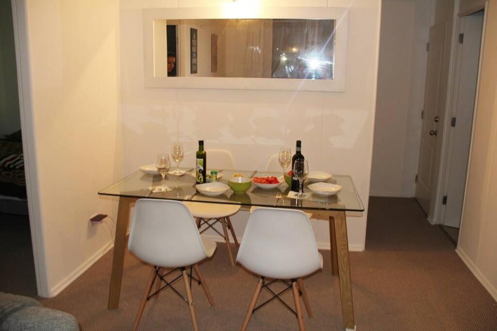 Departamento de 3 dormitorios a pasos Av. del Mar.