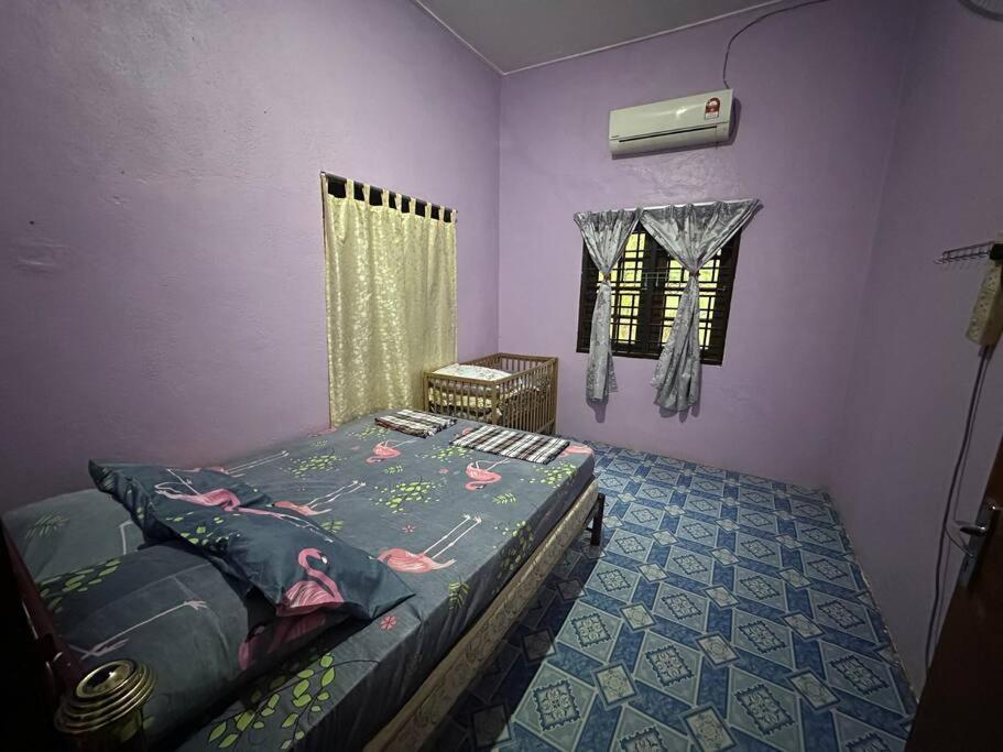 Homestay Hjh Rokiah, F.Tementi photo 4