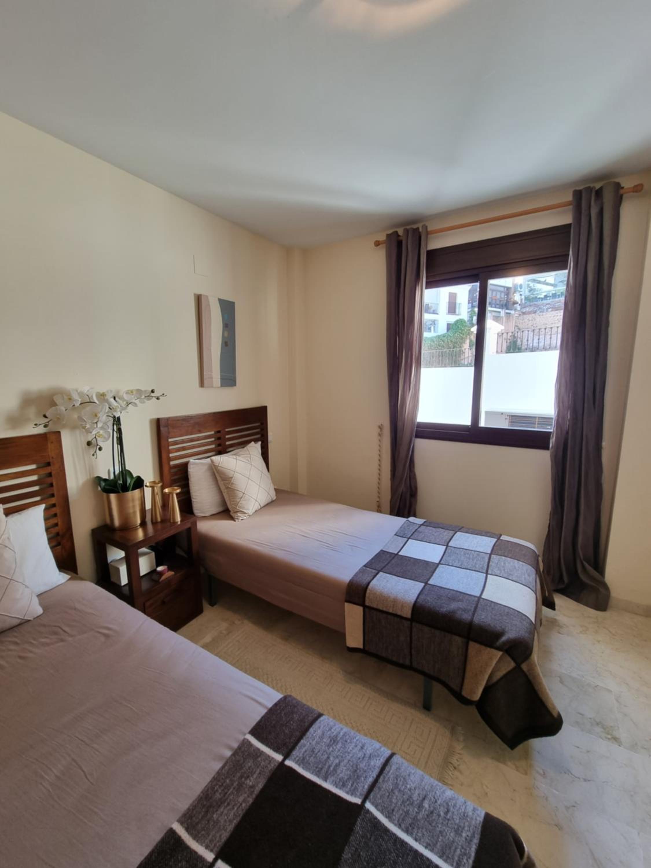 Luxurious Holiday Home in Benahavis - Image 3