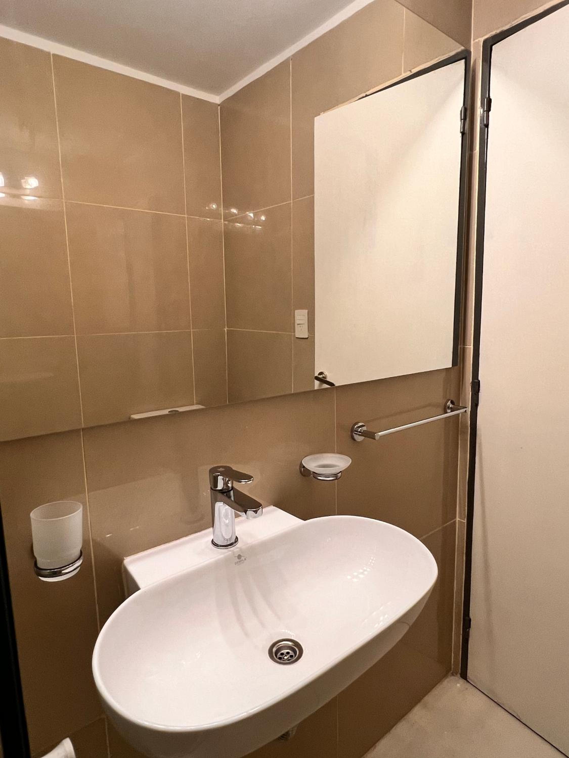 Apartamento en Colón y Cañada