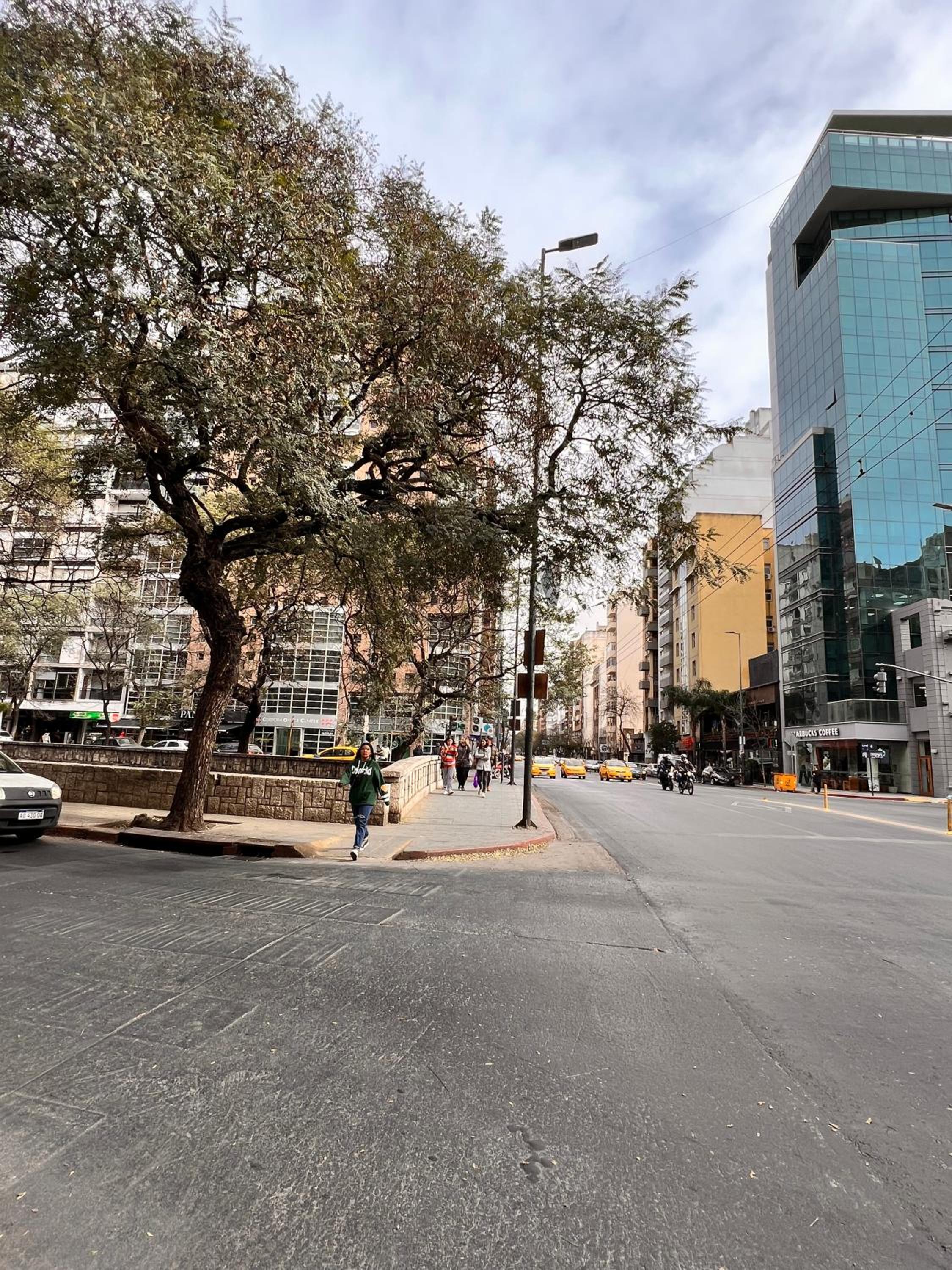 Apartamento en Colón y Cañada