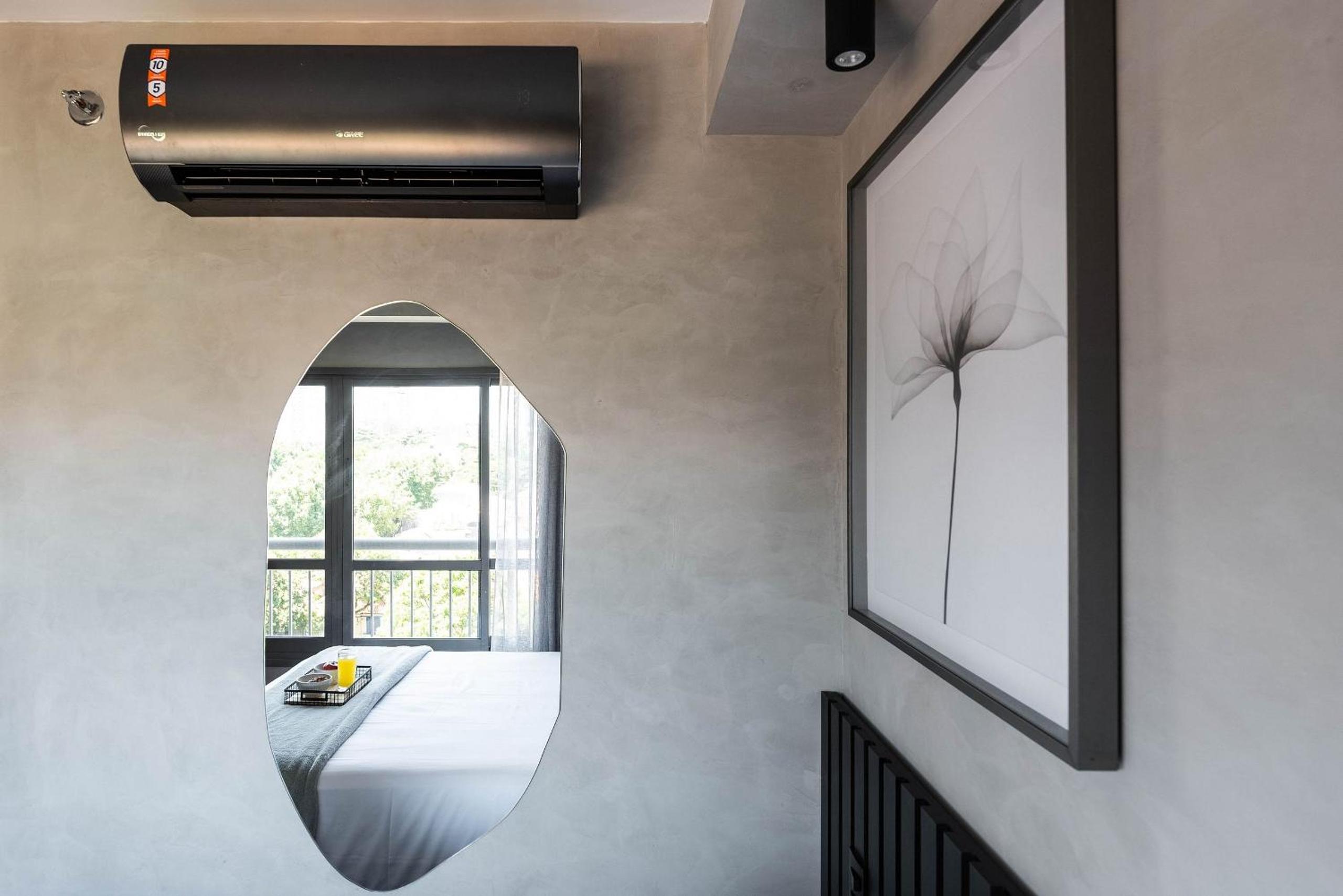 Modern and Comfortable Apartments In the Heart of Vila Mariana Close to Metro Santa Cruz