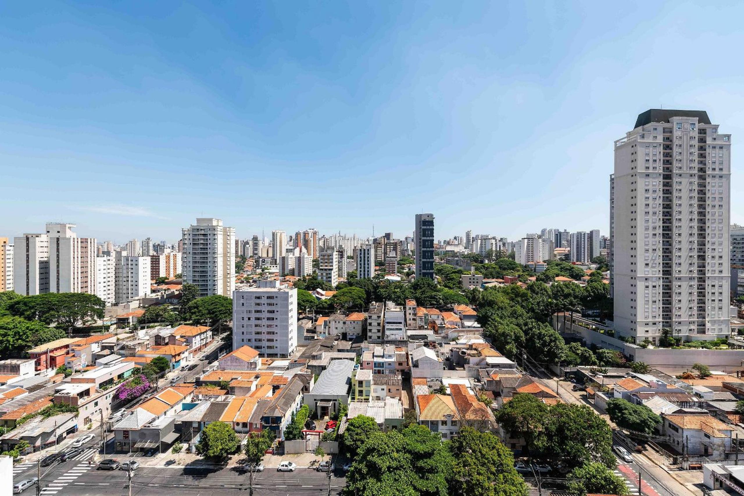 Modern and Comfortable Apartments In the Heart of Vila Mariana Close to Metro Santa Cruz