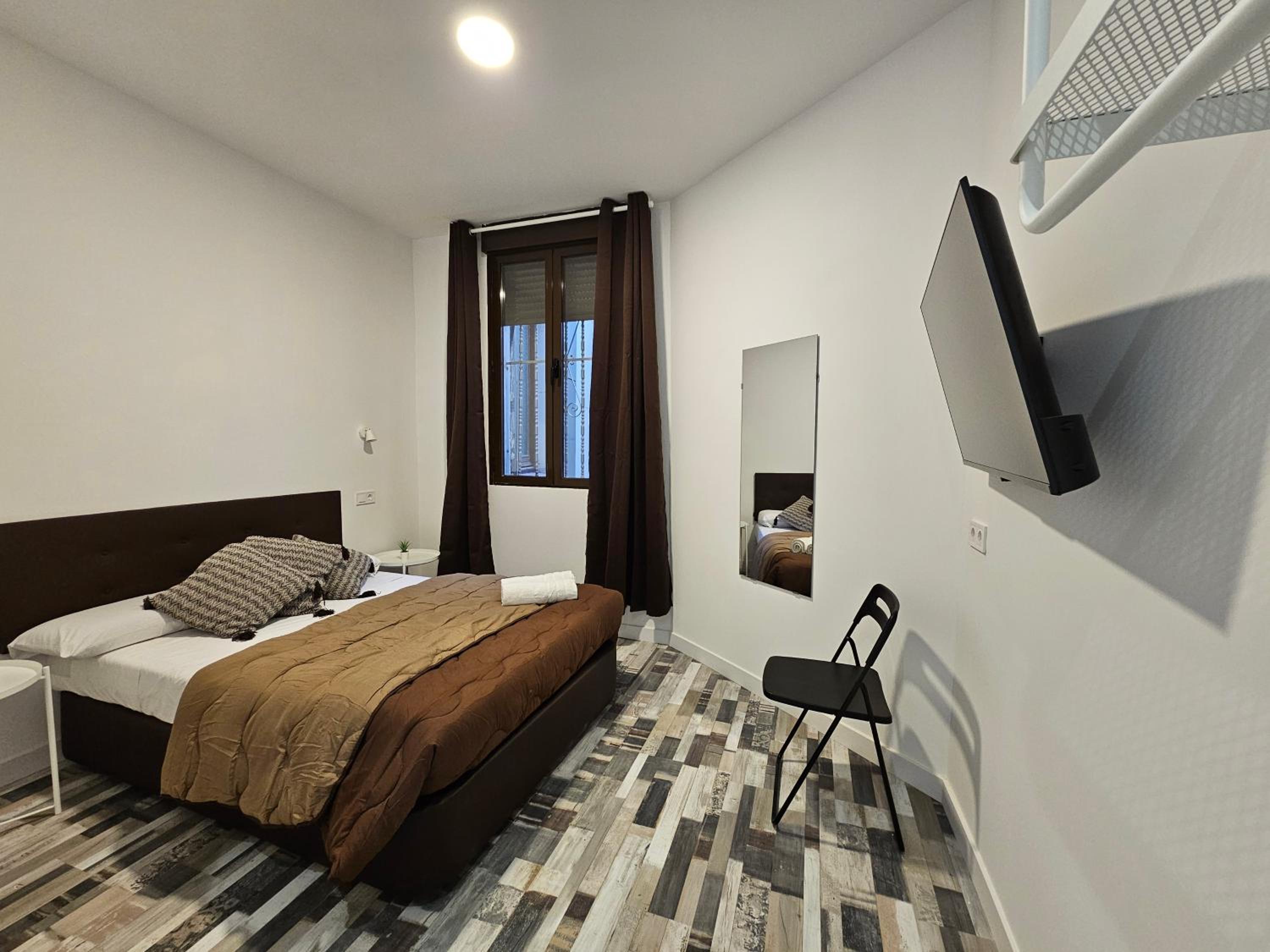 HOSTAL ANDREA GRANVIA