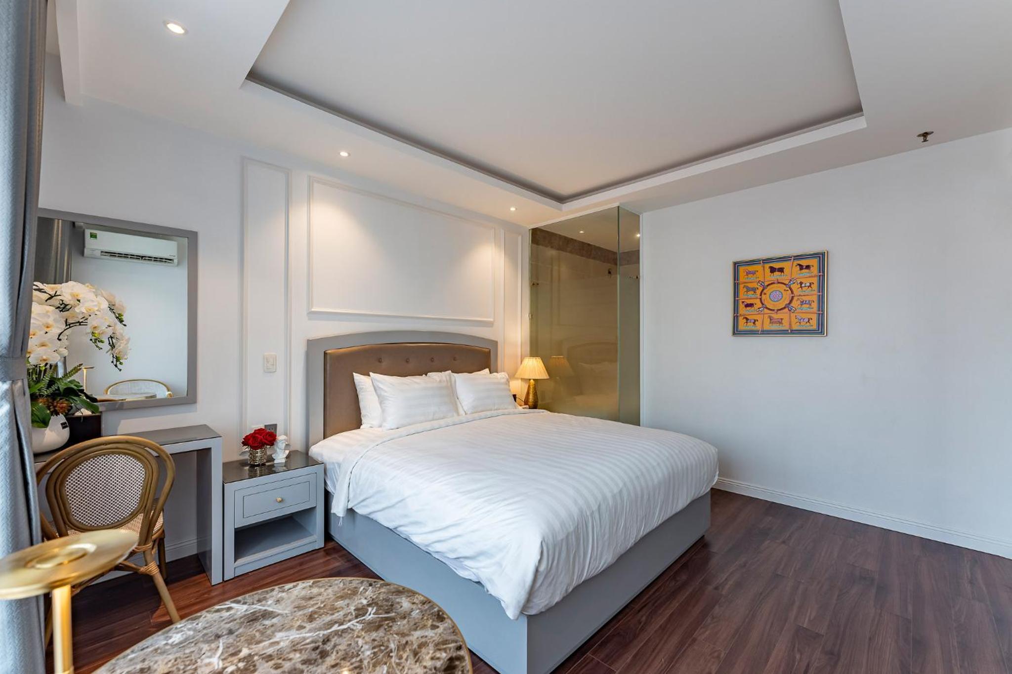 Golden Star Apartment & Hotel