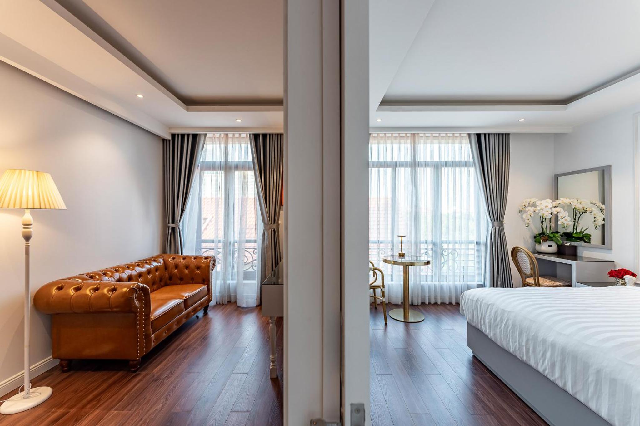 Golden Star Apartment & Hotel