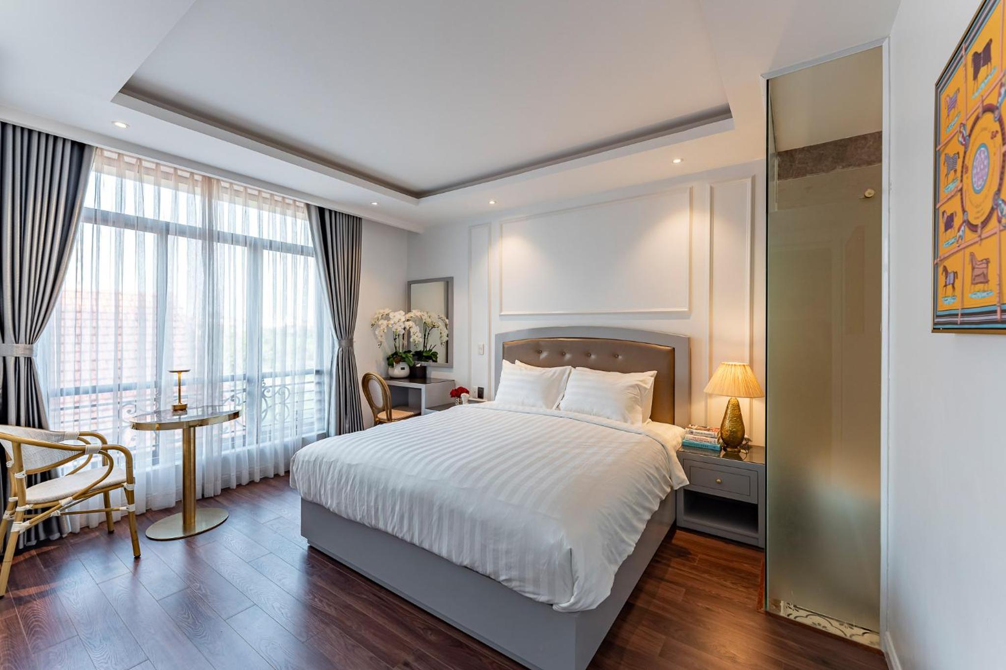 Golden Star Apartment & Hotel