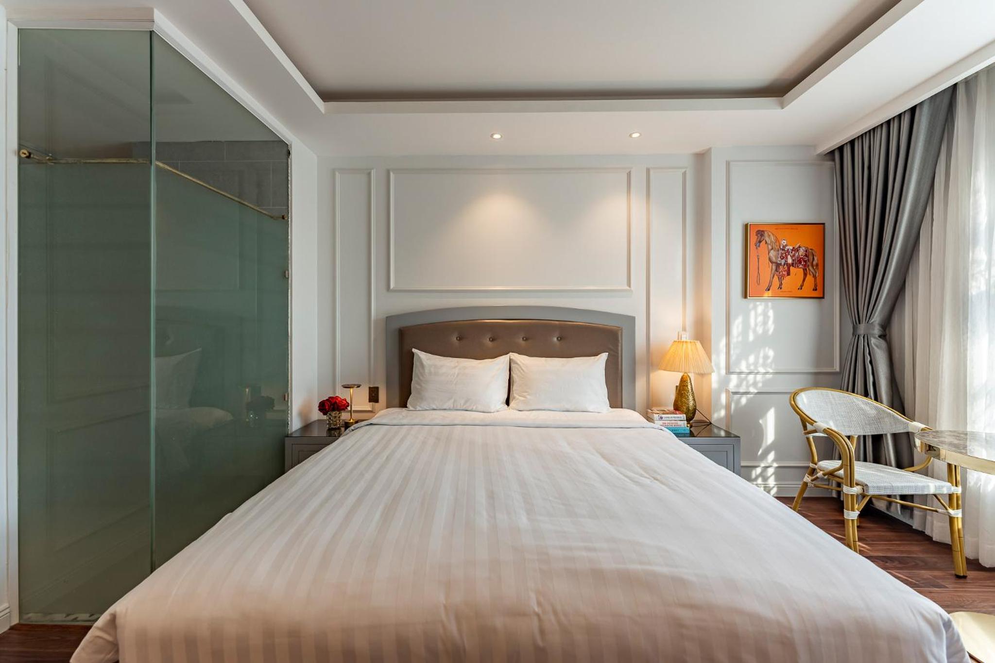 Golden Star Apartment & Hotel
