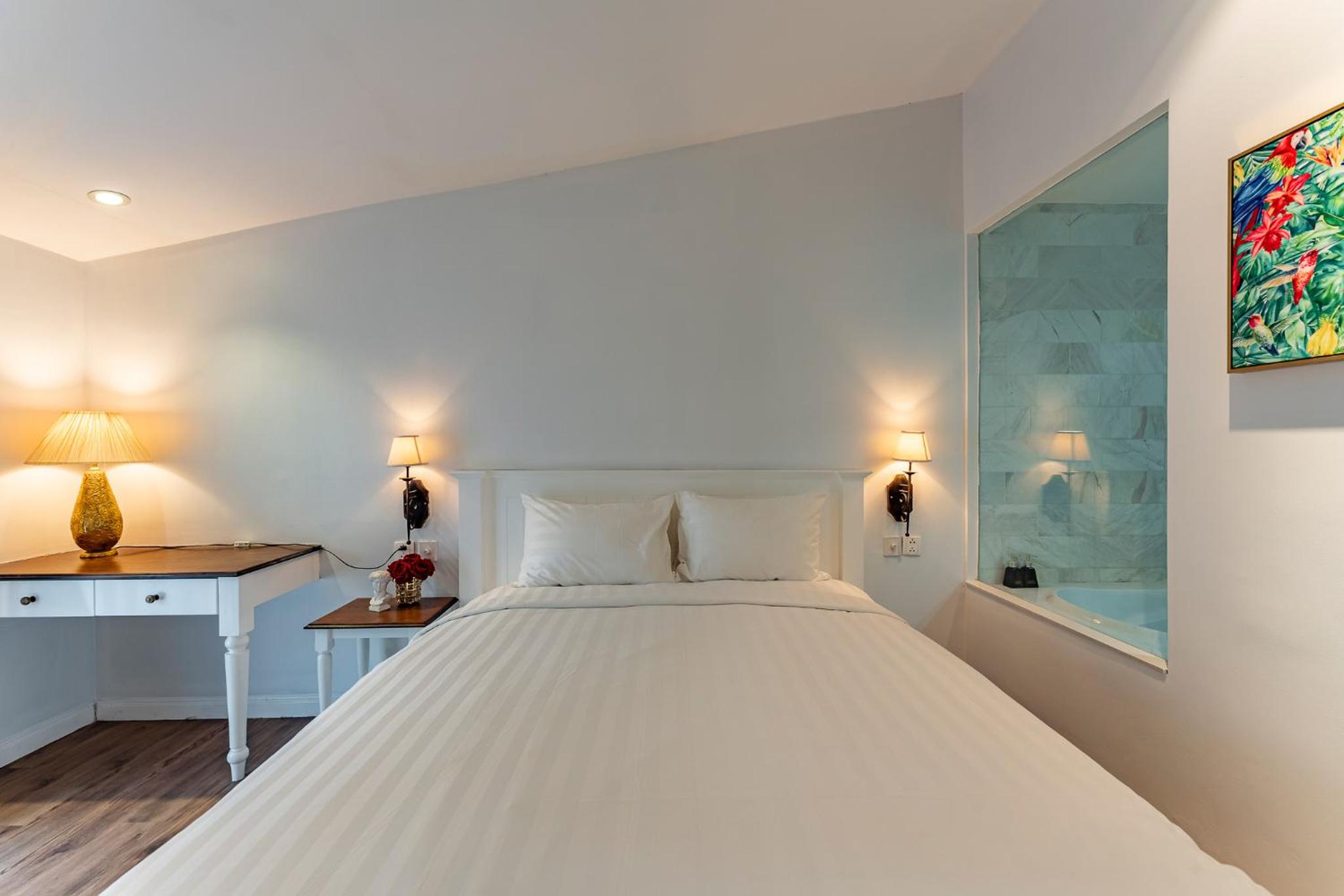 Golden Star Apartment & Hotel