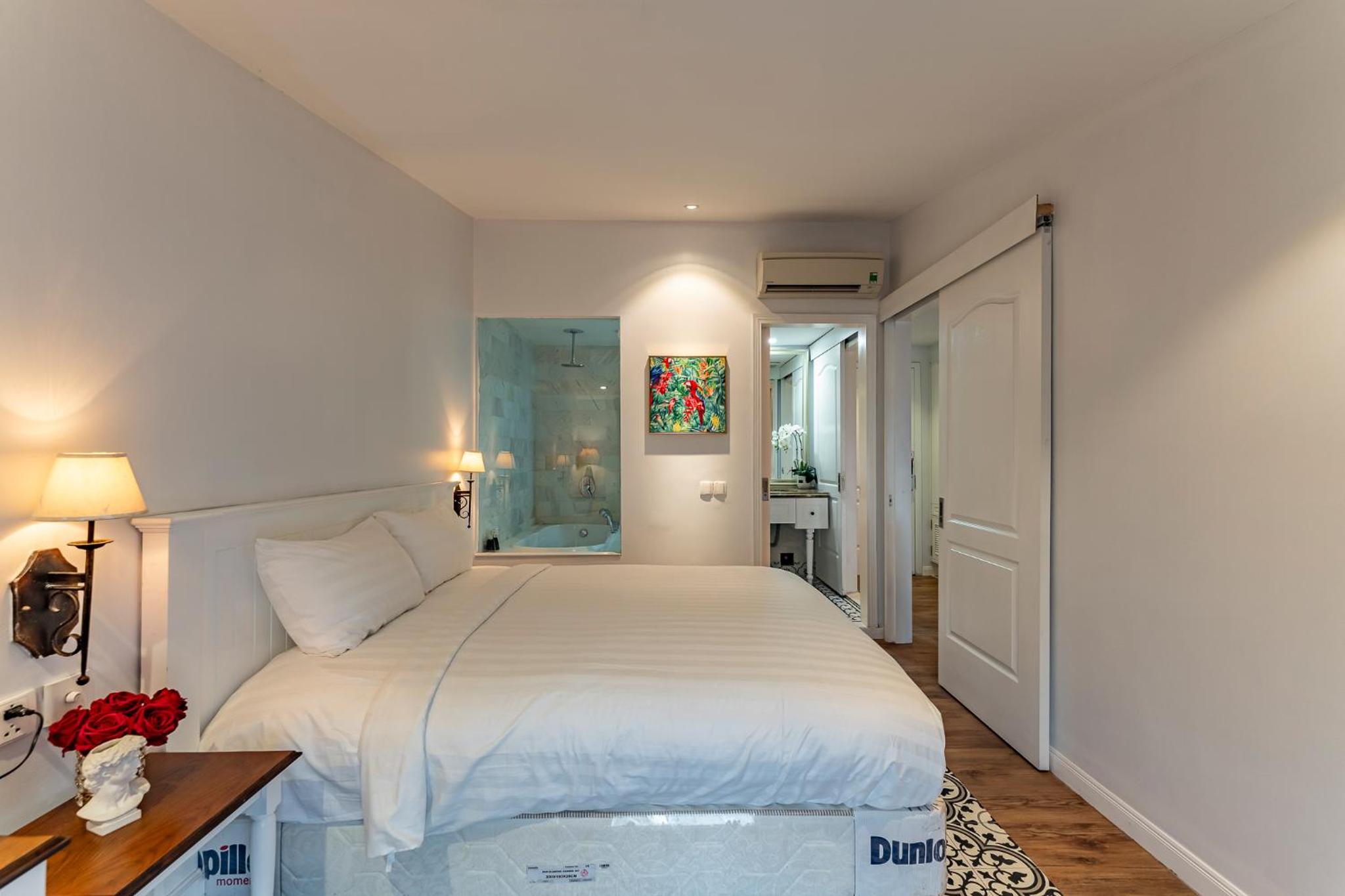 Golden Star Apartment & Hotel