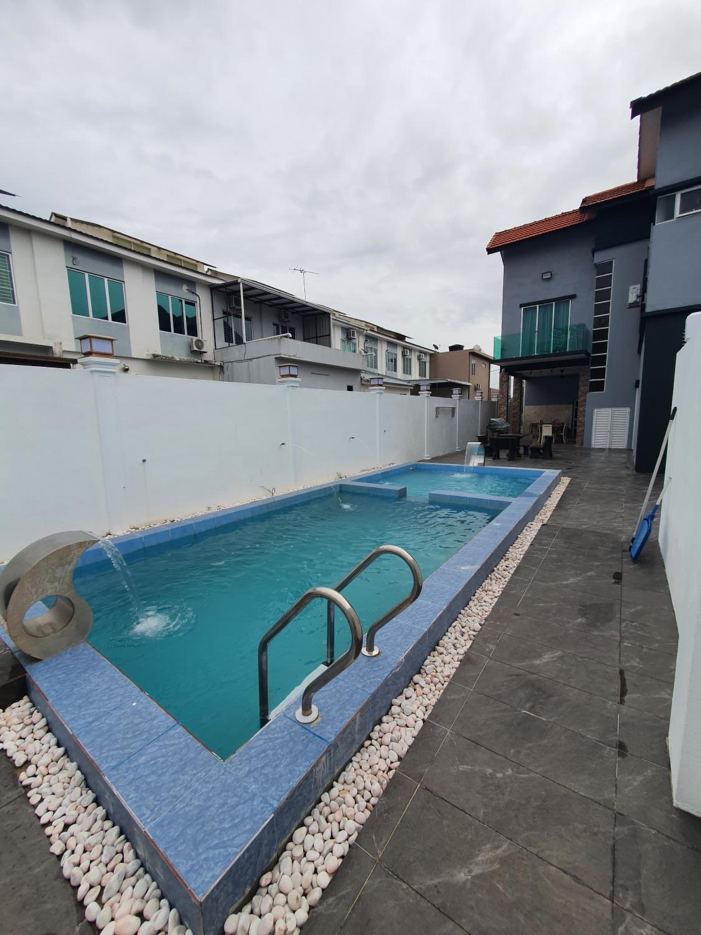 VILLA SARA PRIVATE POOL ALOR SETAR photo 1